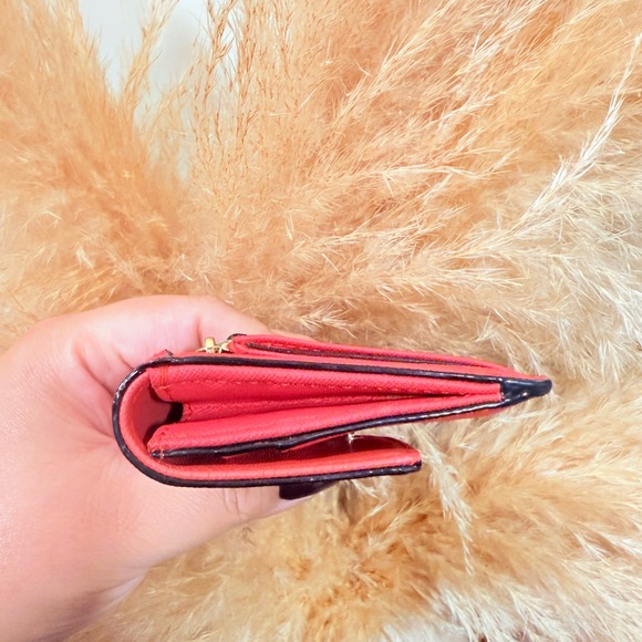 Vintage Kate Spade Vibrant pink red keychain wallet - Picture 7 of 8